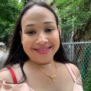 Meet your Posher, Elizabeth